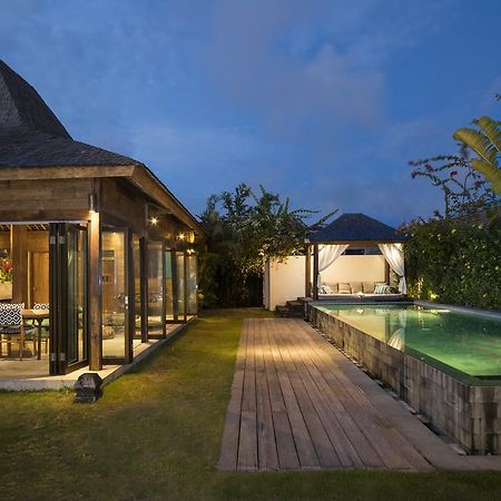 Elegant Villa Casabianca - Tropical Pool & Garden, Near Potato Head Beach Club! Seminyak  Exterior photo